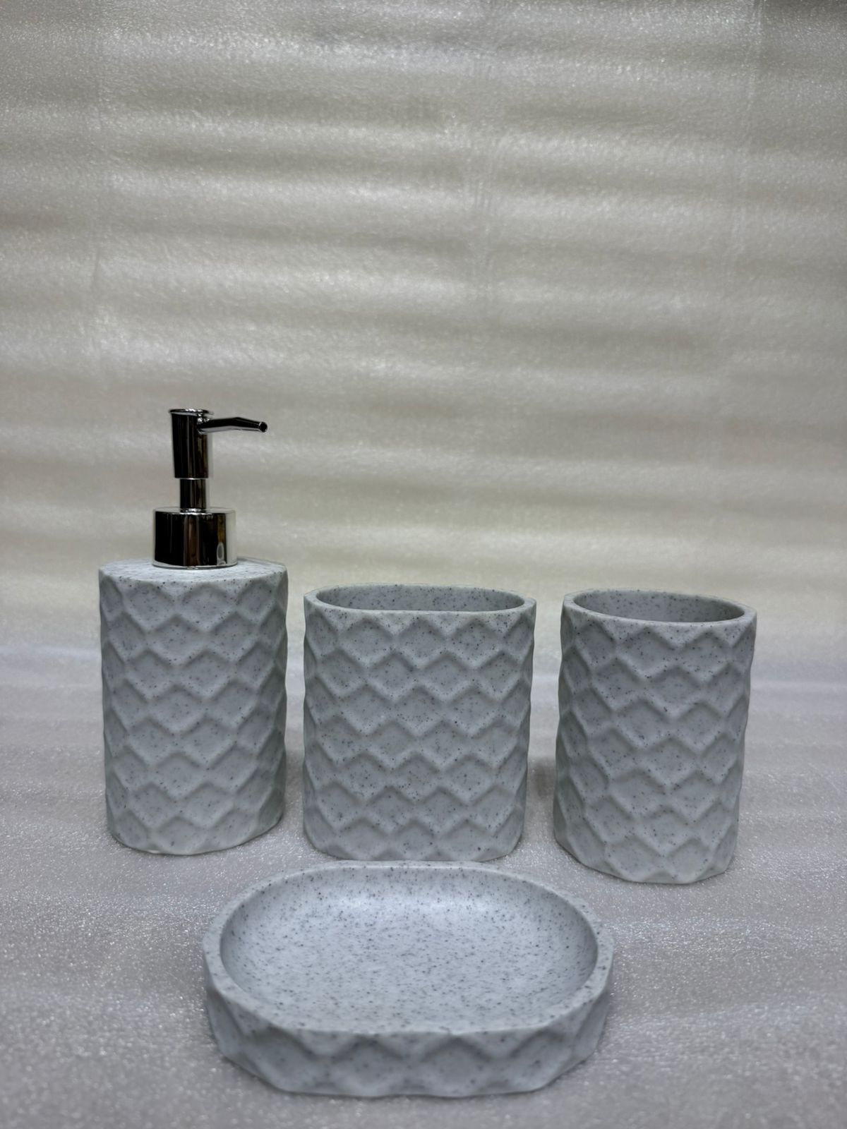 The Geometric Stone 4-Piece Resin Bathroom Accessory Set