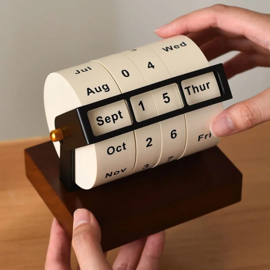 Luxury Rotating Wheel Perpetual Desk Calendar Ornament