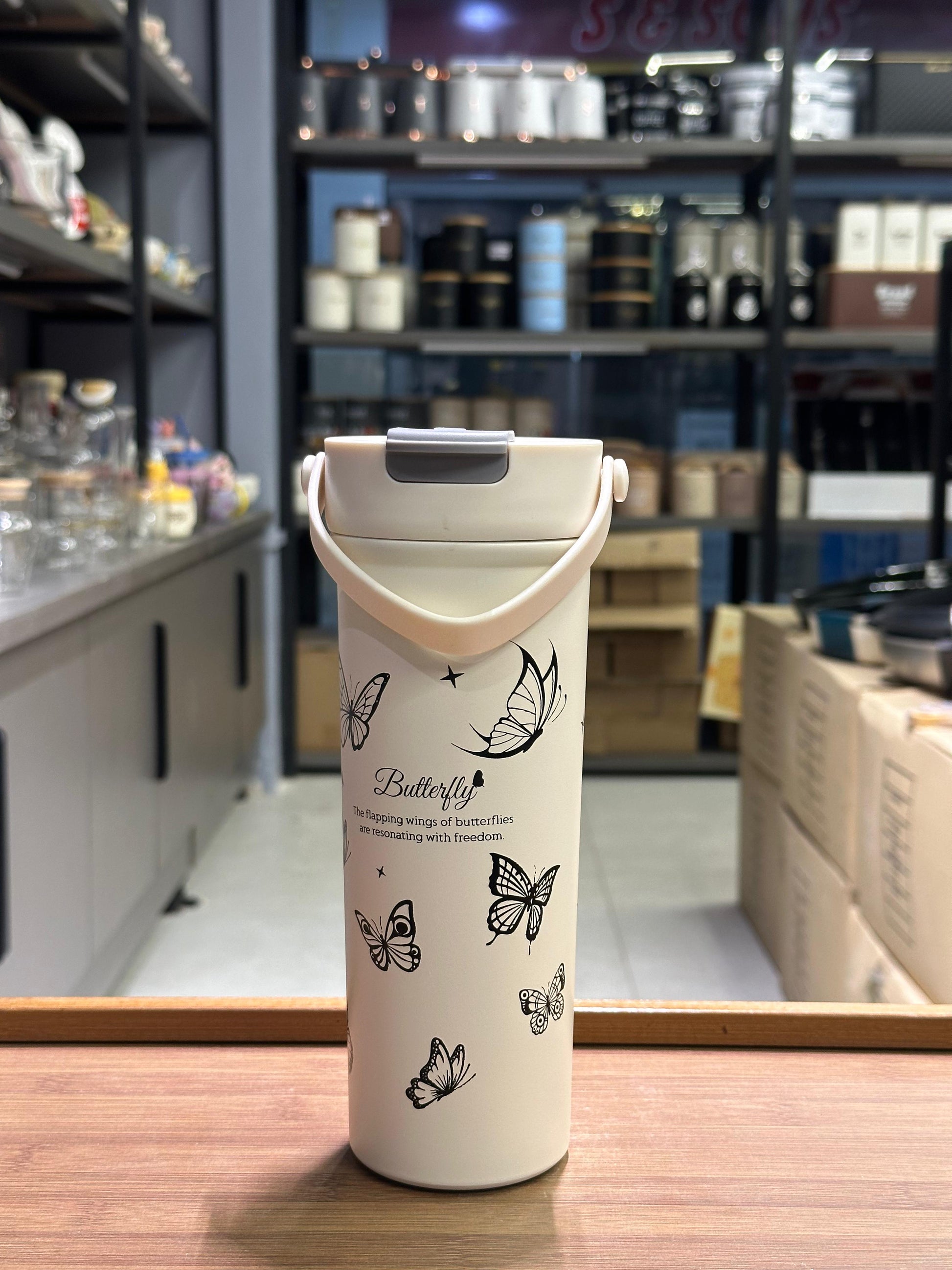 Premium 680ml Stainless Steel Travel Tumbler with Sip & Straw Lid