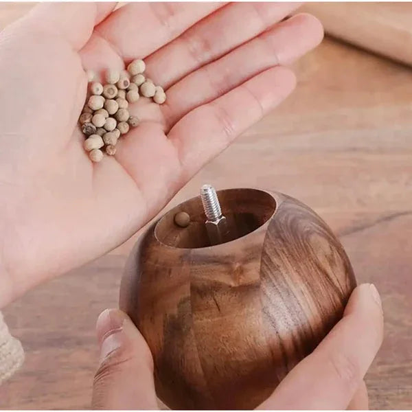Wooden Pepper grinder — Walnut Hand-Crank