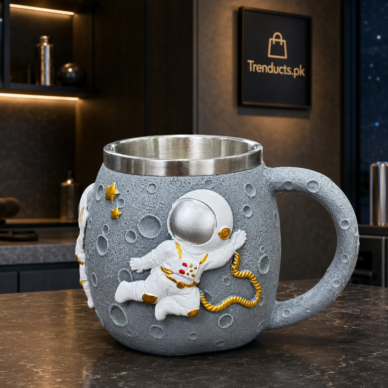 Astronaut Metal Mug with Moon Design – 450ml