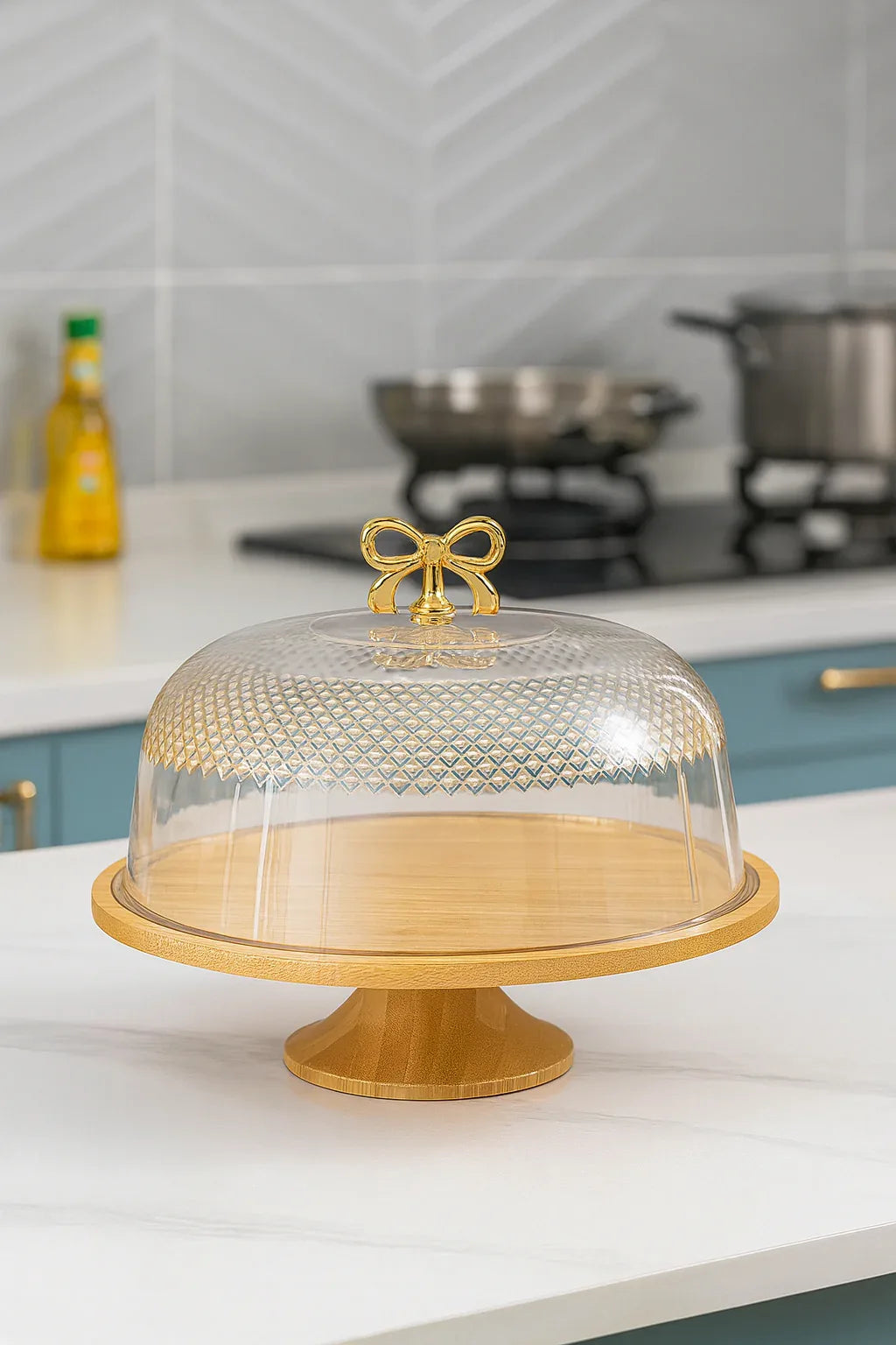 Cake Dish with Acrylic Cover – Bamboo Wooden Base - Clarify.pk