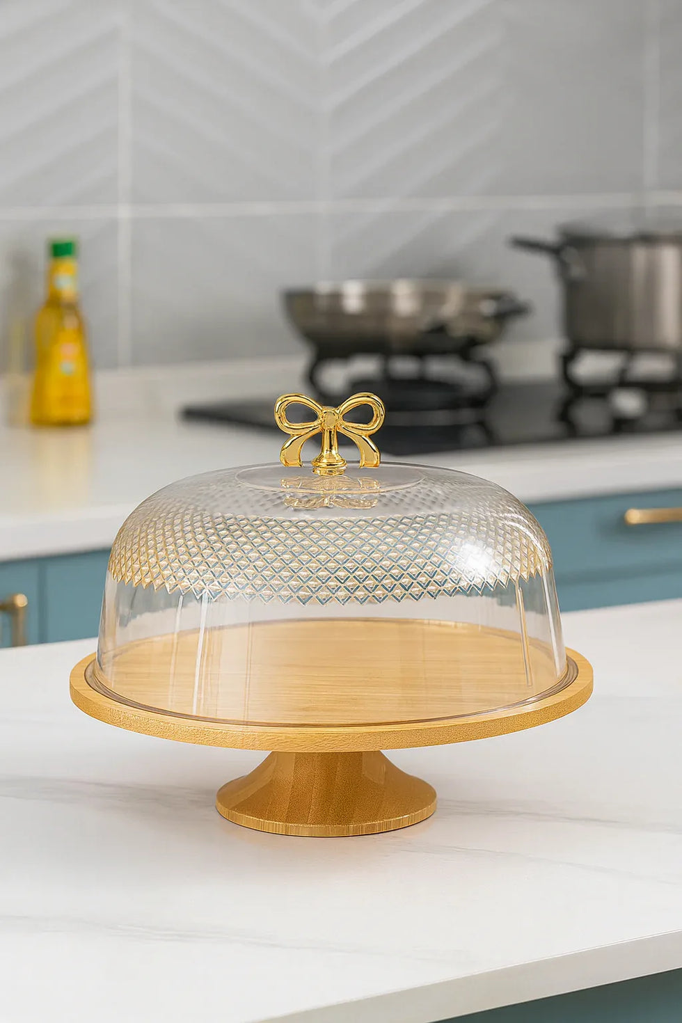 Cake Dish with Acrylic Cover – Bamboo Wooden Base - Clarify.pk