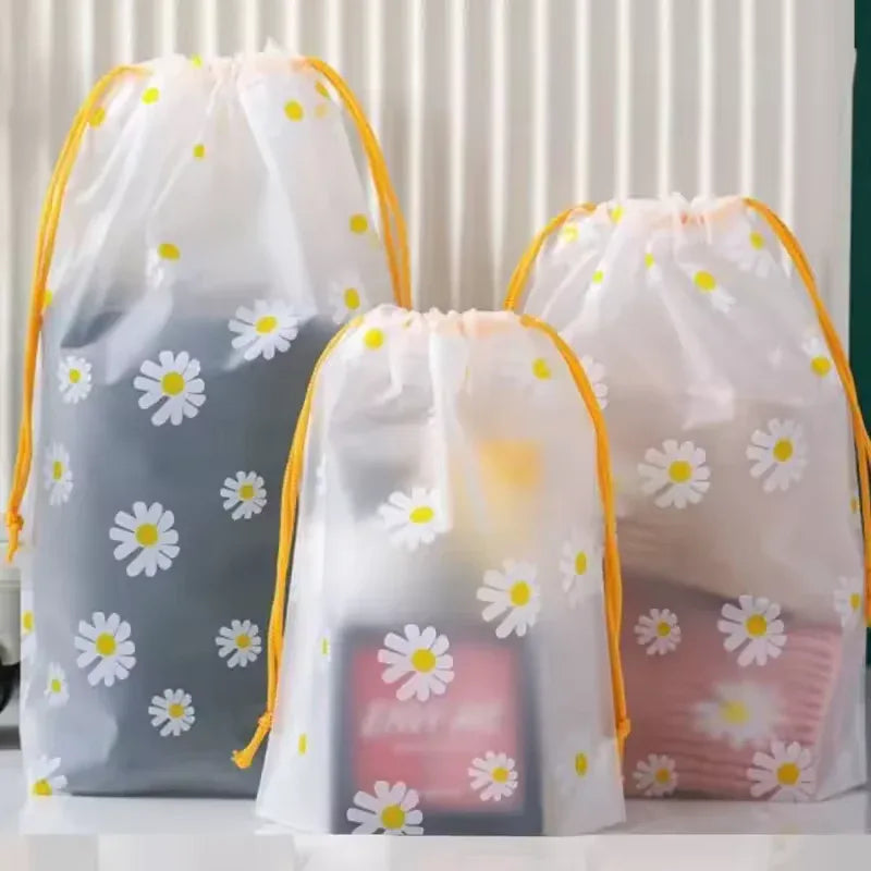4 Piece Travel Storage Bags with Daisy Print - Clarify.pk