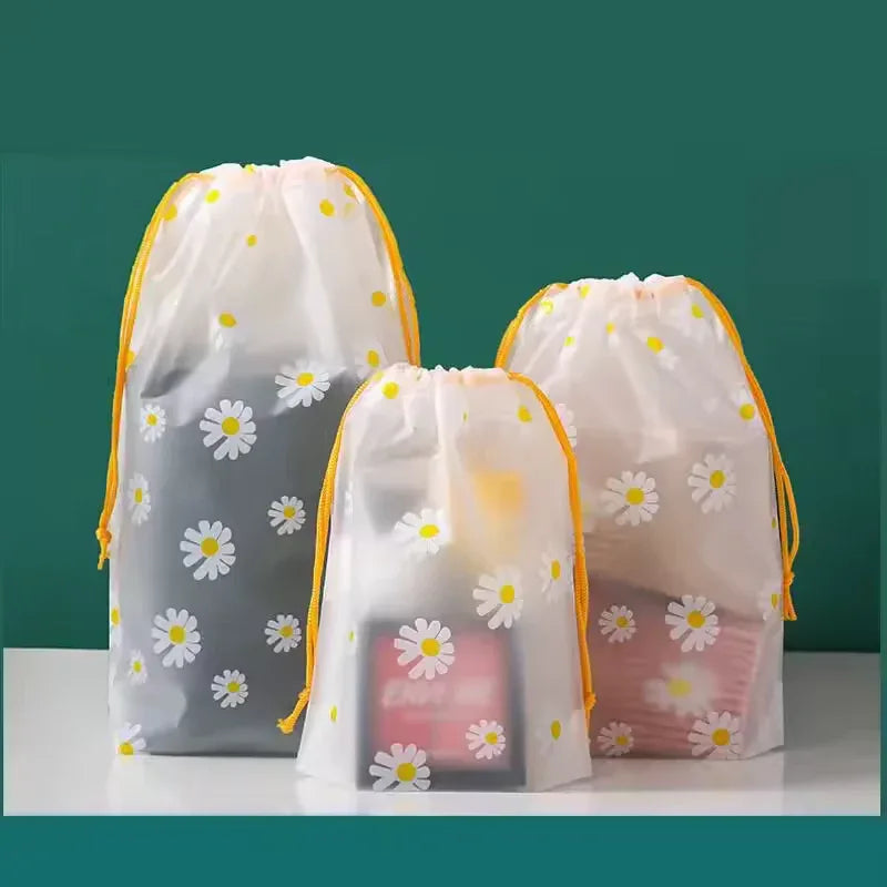 4 Piece Travel Storage Bags with Daisy Print - Clarify.pk