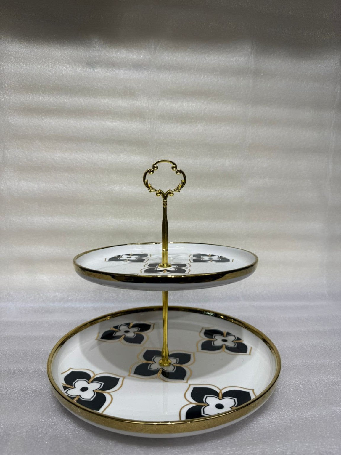 Black Floral Ceramic 2-Tier Pastry Stand