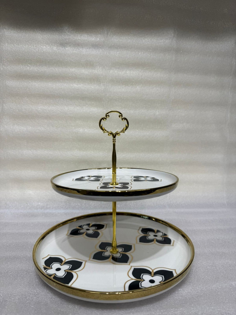 Black Floral Ceramic 2-Tier Pastry Stand