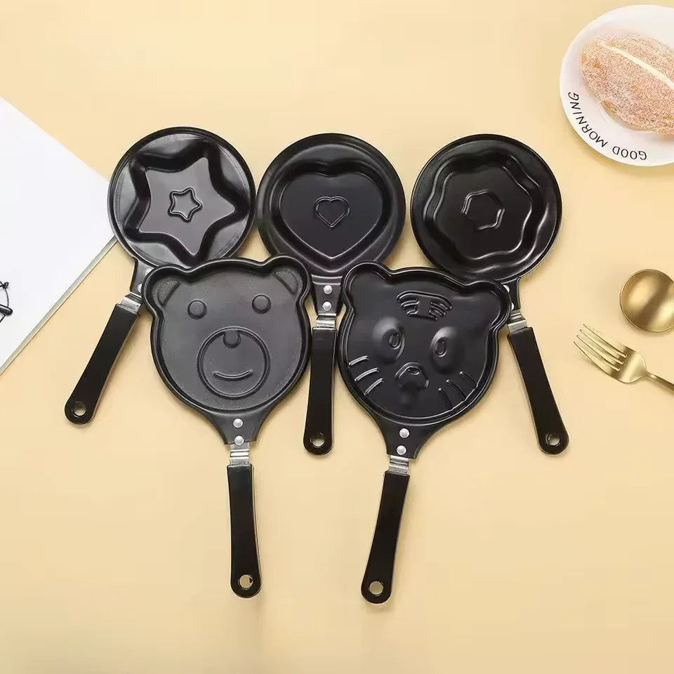 Creative Cartoon Mini Omelette Pan Set (random design )(each)
