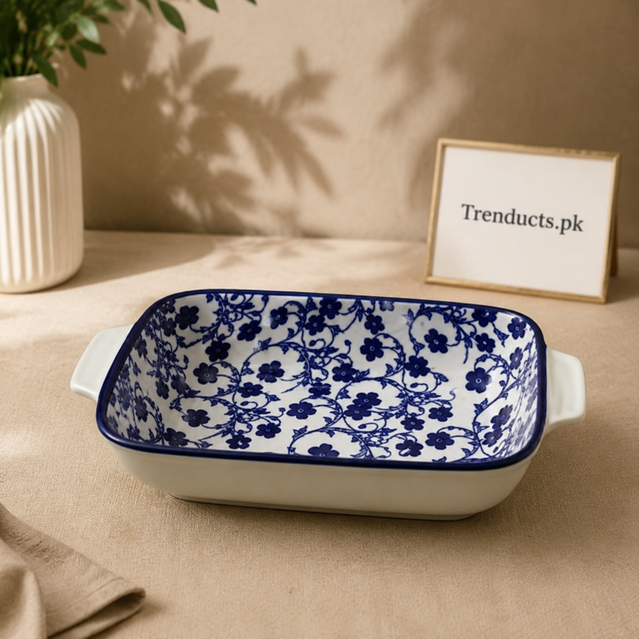 Danny Home Blue Flower Handled Bowl
