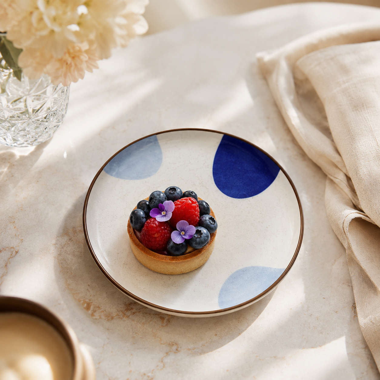 Danny Home Pastel Dot 8.75-Inch Dessert Plate