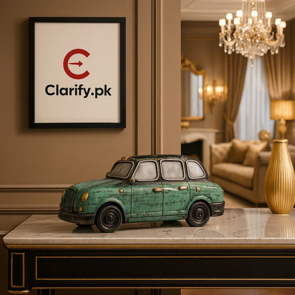لگژری کار ڈیکوریشن شو پیس - پریمیم فائبر ہوم ڈیکور آئٹم