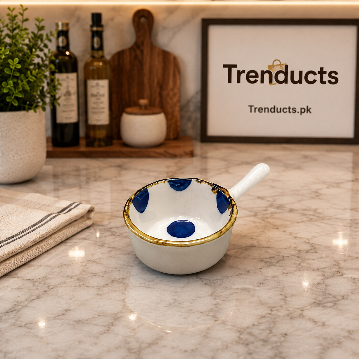 Danny Home Blue Dot 4-Inch Handled Dish
