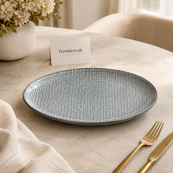 Grey crosshatch 7.5 inch oval flat plate