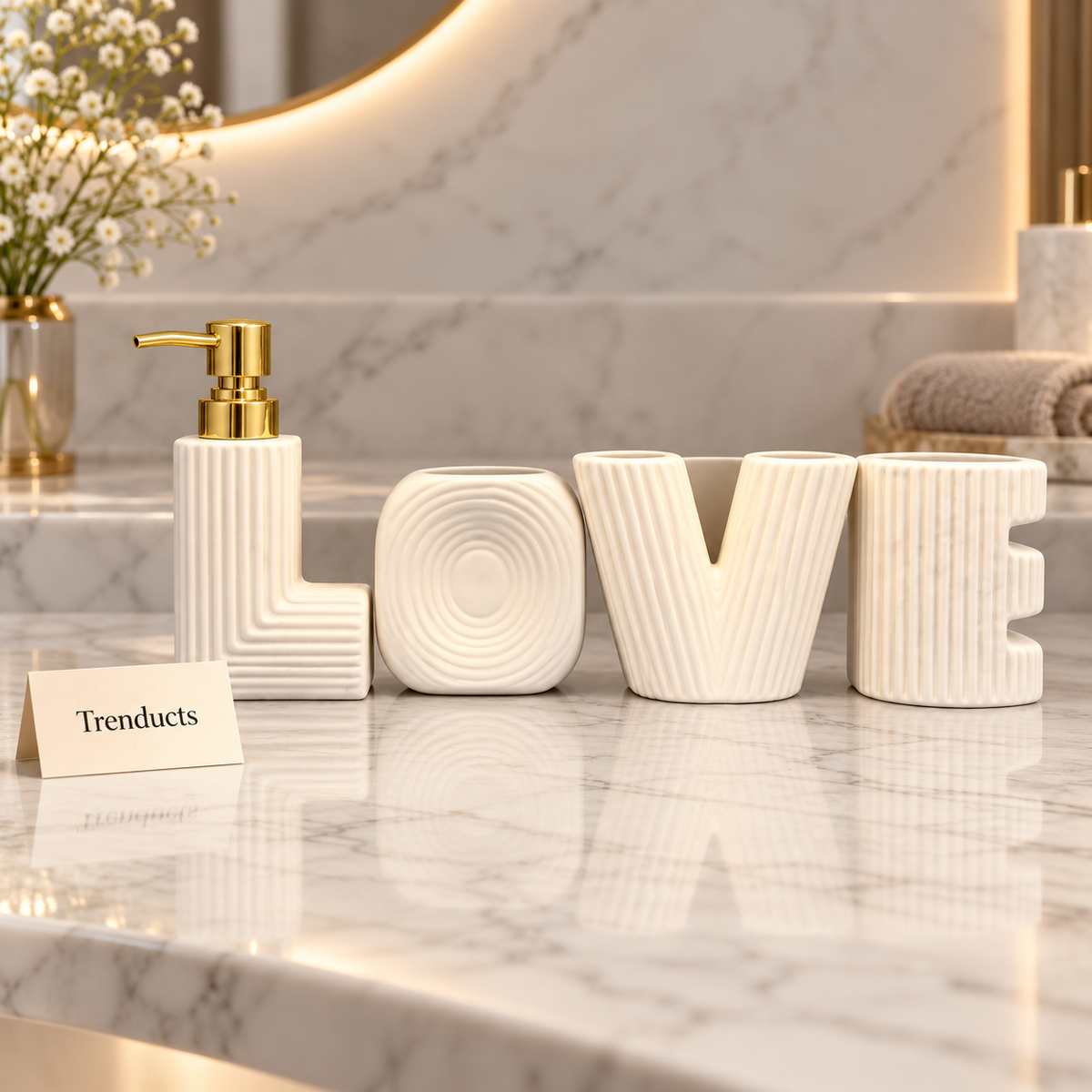 Brilliant 4-Piece Porcelain Bathroom Set - LOVE Letters