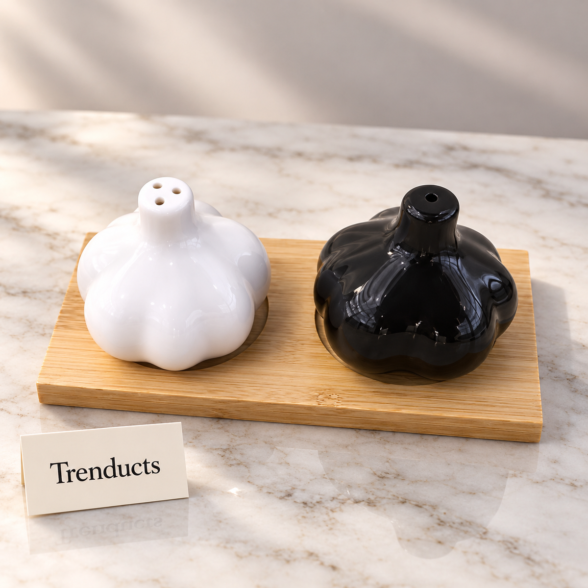 Garlic Salt and Pepper Shakers - Black and White Pair
