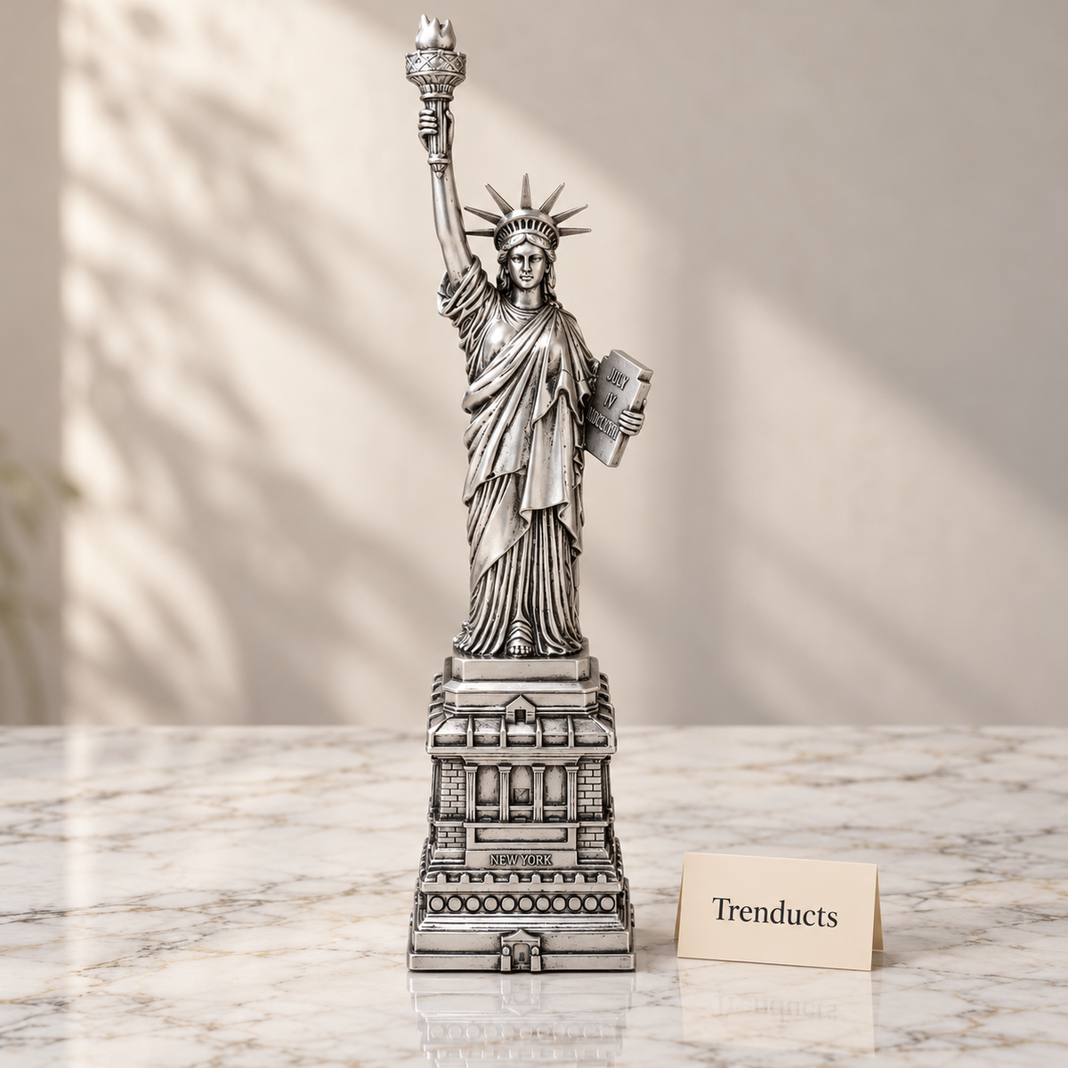 Statue of Liberty Showpiece