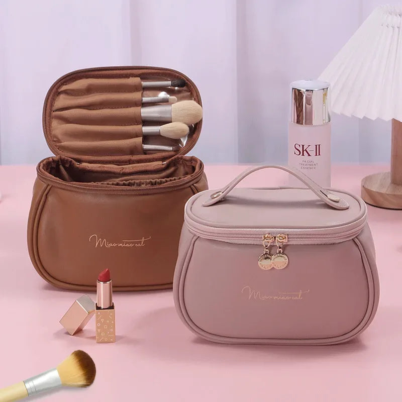 Portable Makeup Case with Zipper - Stylish & Compact