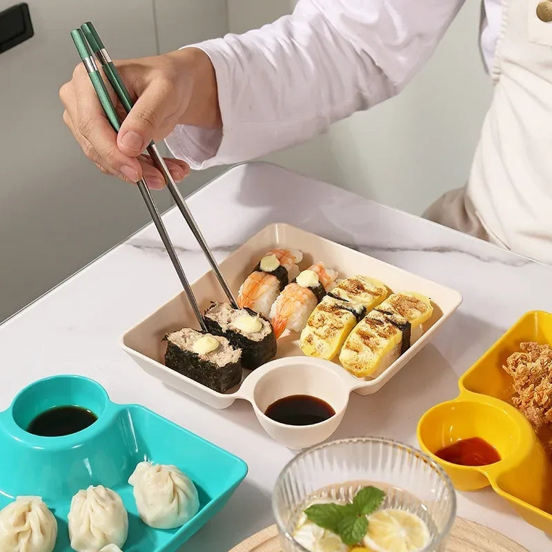 Pack of 4 Multipurpose Snack Plates with Sauce Compartment