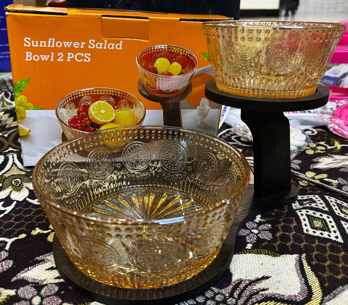2-Piece Glass Salad Bowl Set with Wooden Serving Base