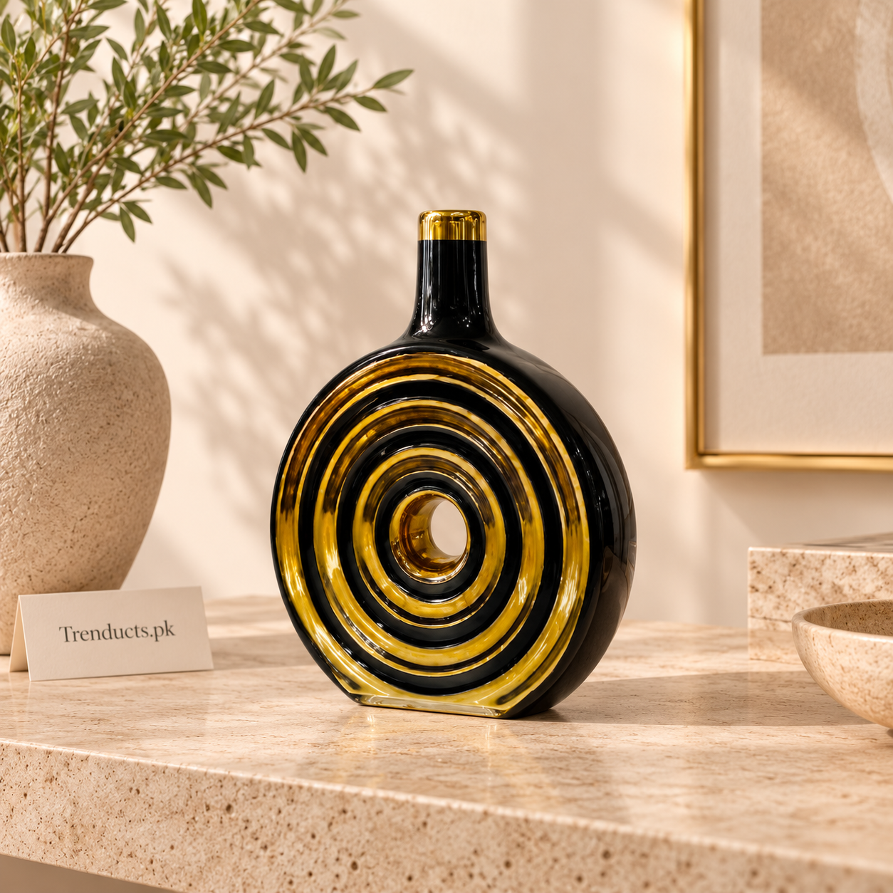 Luxury Concentric Ring Candle Stand - Black & Gold