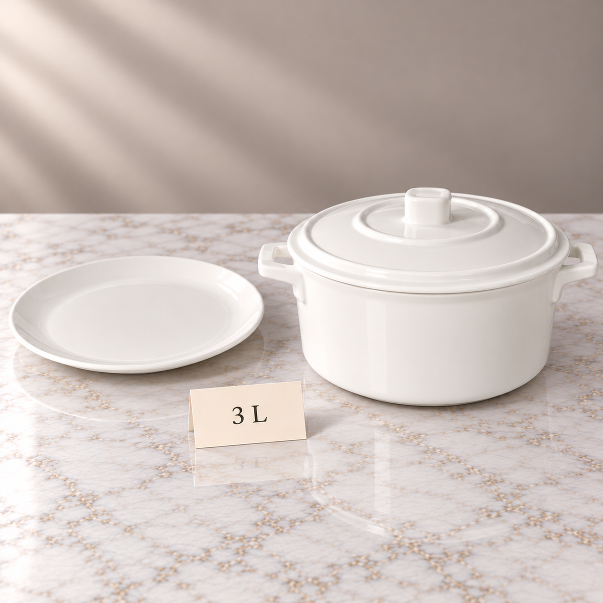 Danny Home Porcelain Casserole with Lid - White