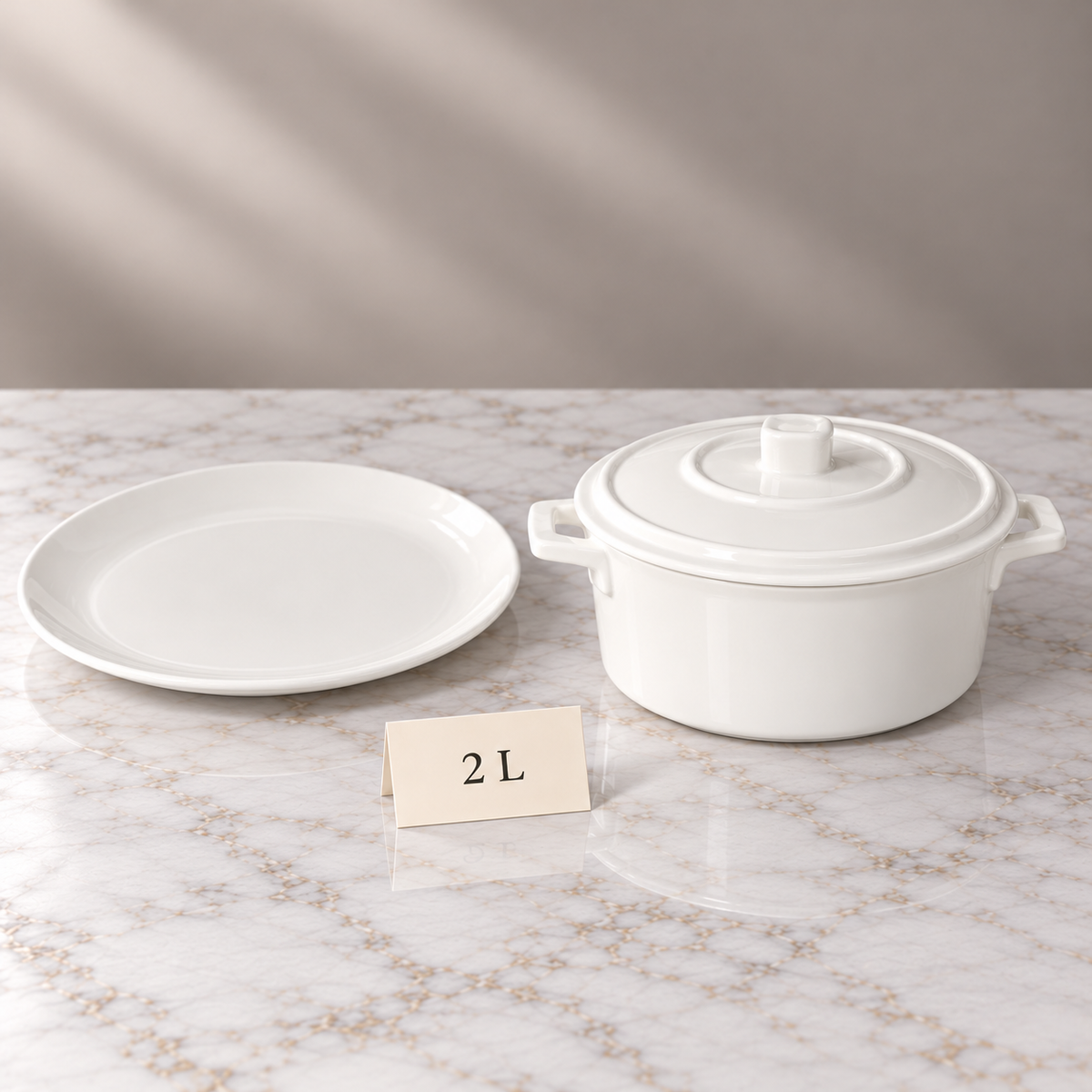 Danny Home Porcelain Casserole with Lid - White