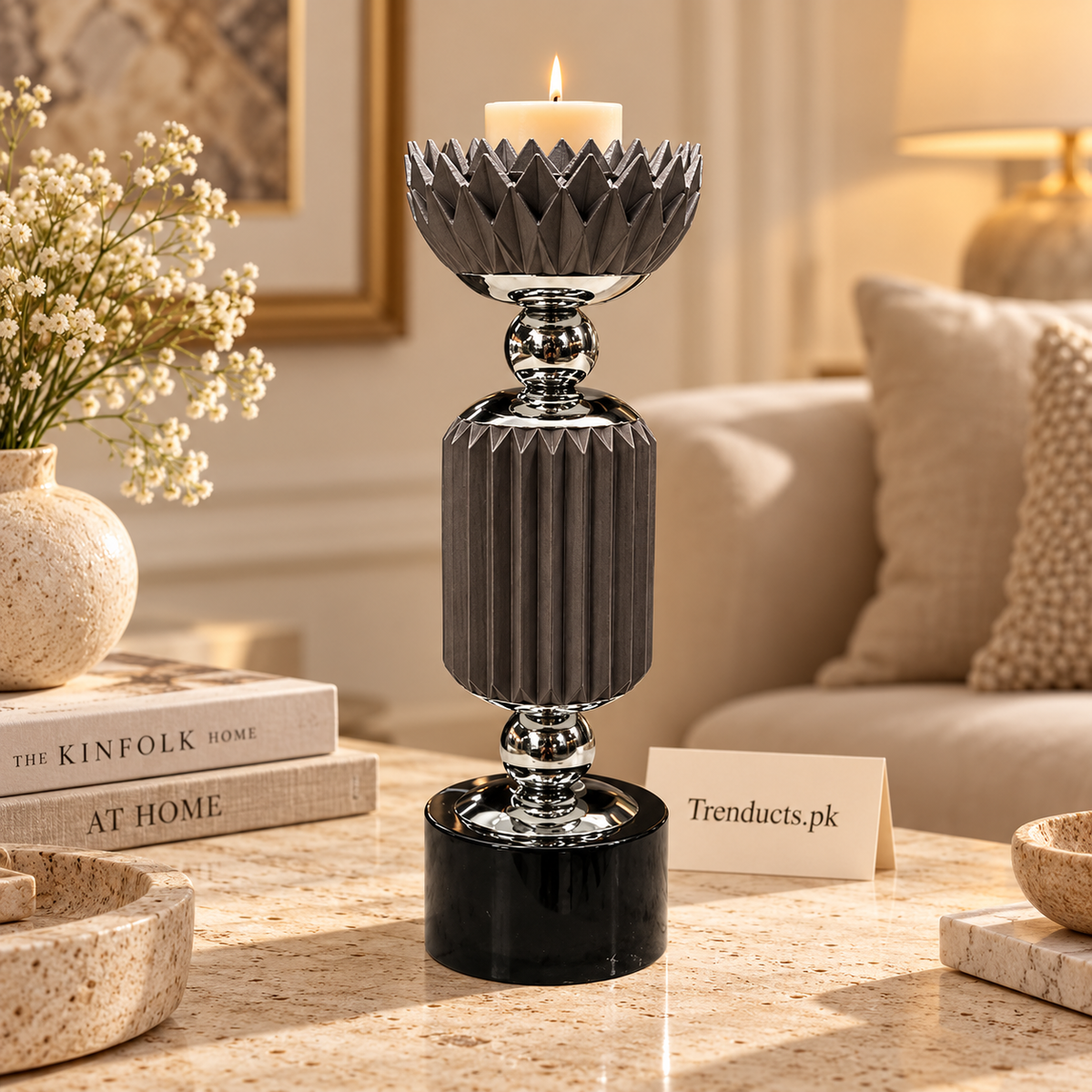 Black Crown-Top Ribbed Luxury Candle Stand