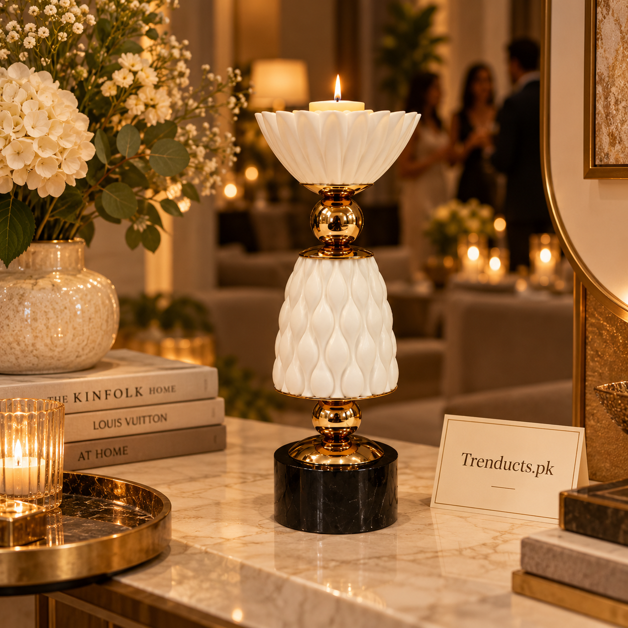 White Diamond-Texture Luxury Candle Stand